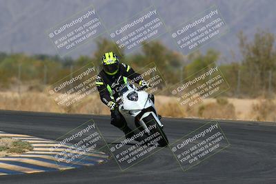 media/Mar-28-2022-Superbike Trackdays (Mon) [[b8603d0f67]]/Open Track Time/Turn 7/